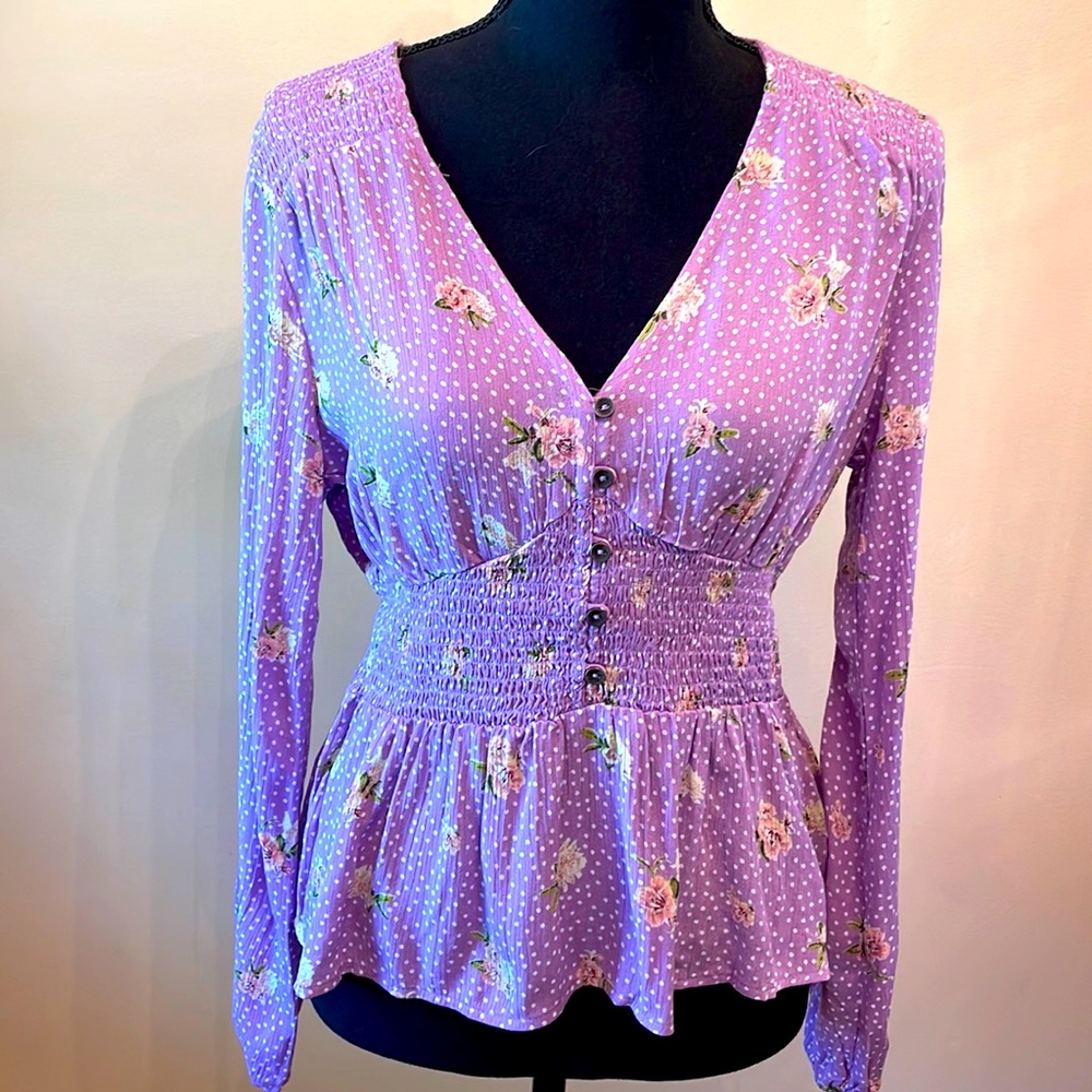 Rewind lavender print top in medium.